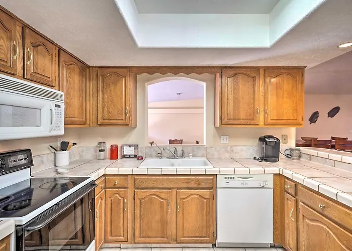 Holiday home 3 Mi To Havasu: W/ Patio