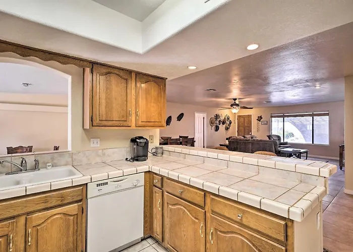 3 Mi To Havasu: W/ Patio Holiday home *