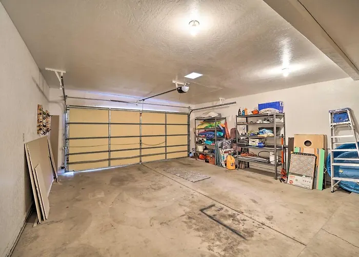 Holiday home 3 Mi To Havasu: W/ Patio Lake Havasu City