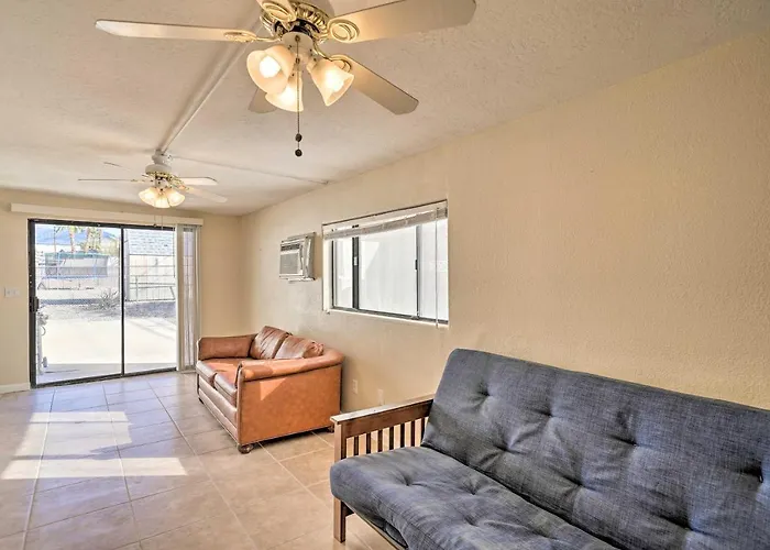 Holiday home 3 Mi To Havasu: W/ Patio